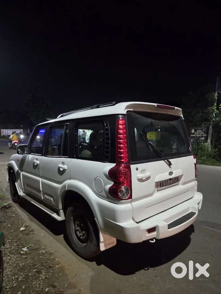 Mahindra Scorpio 2009 Diesel Manual