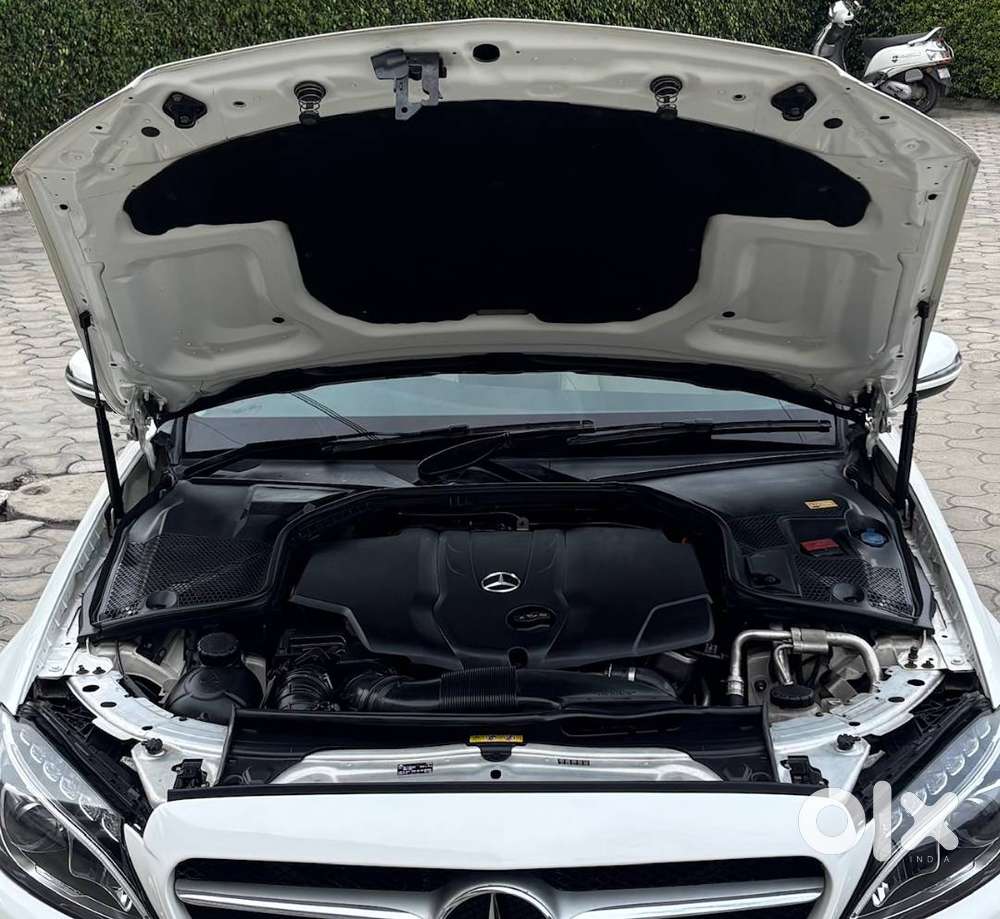 Mercedes Benz C-220 Cdi Avantgarde 59000 Kms Chandigarh Registration..