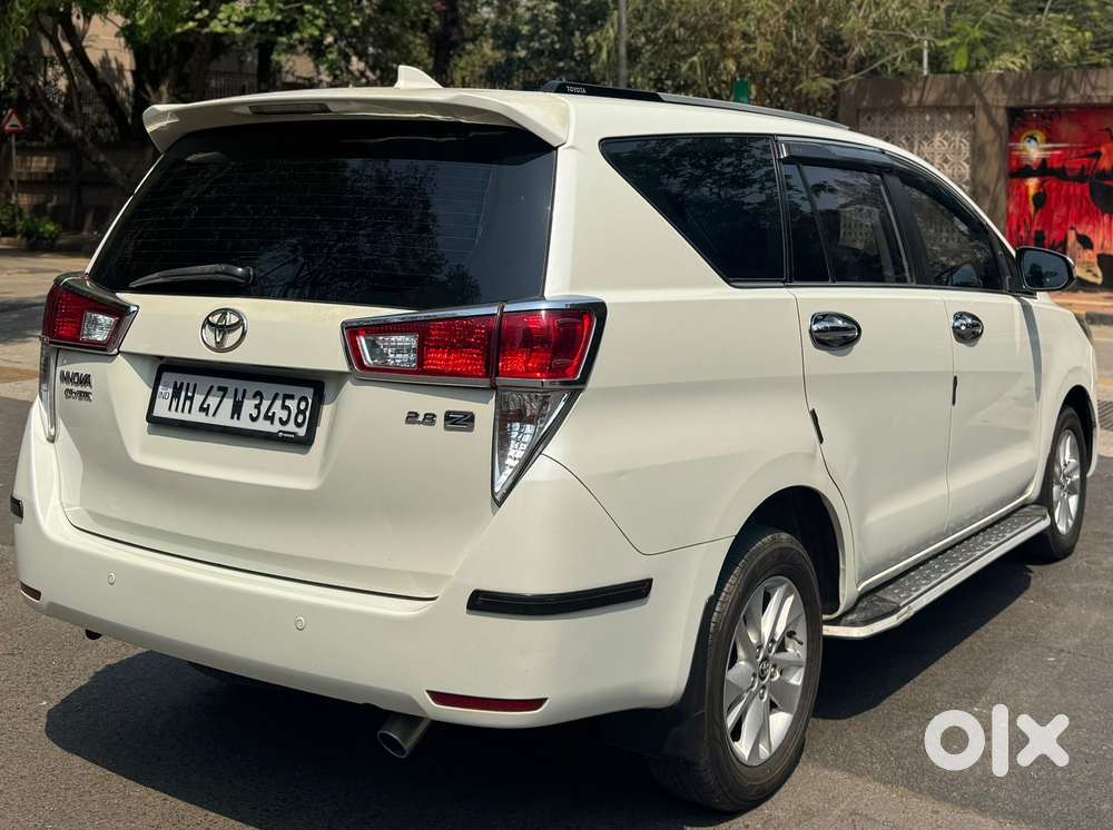 Toyota Innova Crysta 2.8z Automatic, 2017, Diesel
