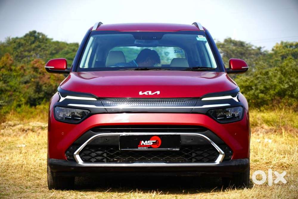 Kia Carens 1.5 Luxury Plus Turbo 7 Str, 2023, Petrol