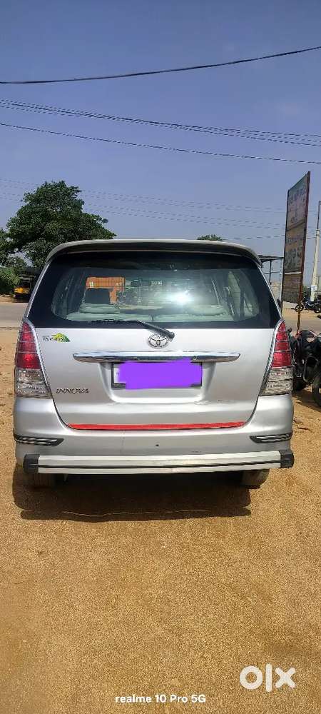 Toyota Innova 2010 Diesel 219000 Km Driven