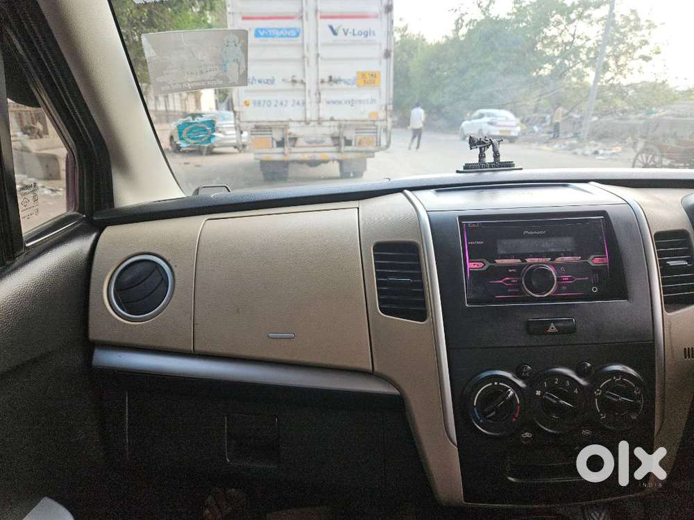2017 Maruti Suzuki Wagon R Lxi (factory Cng)