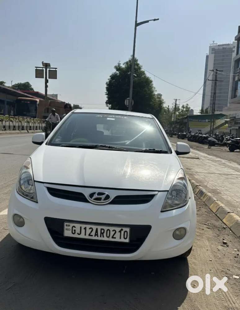 Hyundai I20 2009 Cng & Petrol Good Condition All Document Complete