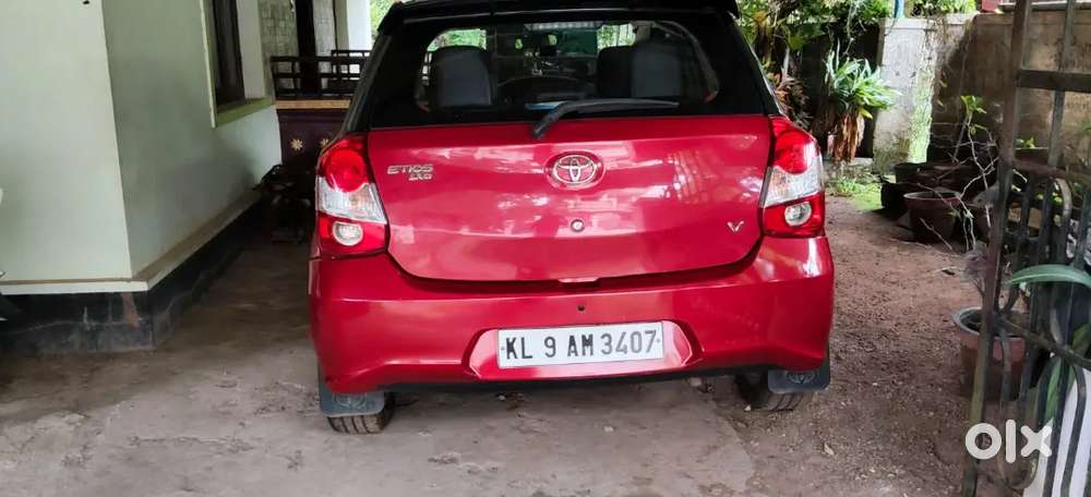 Toyota Etios Liva 2018 Petrol 90000 Km Driven