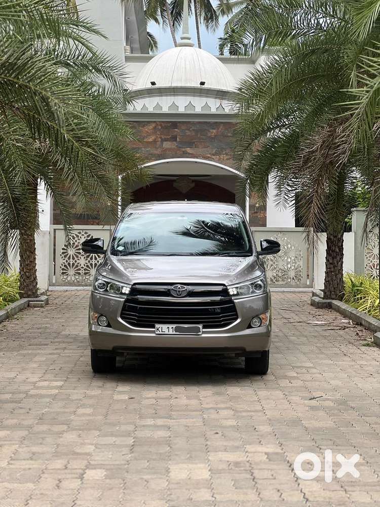 Toyota Innova Crysta 2018 Diesel Well Maintained