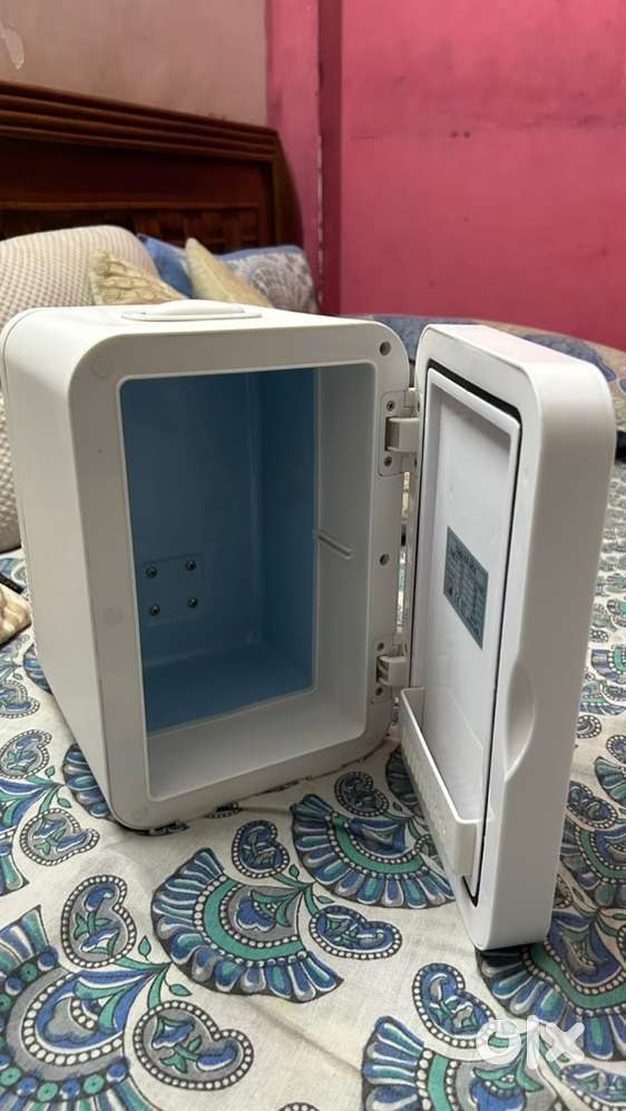 Mini fridge for sale both are working
