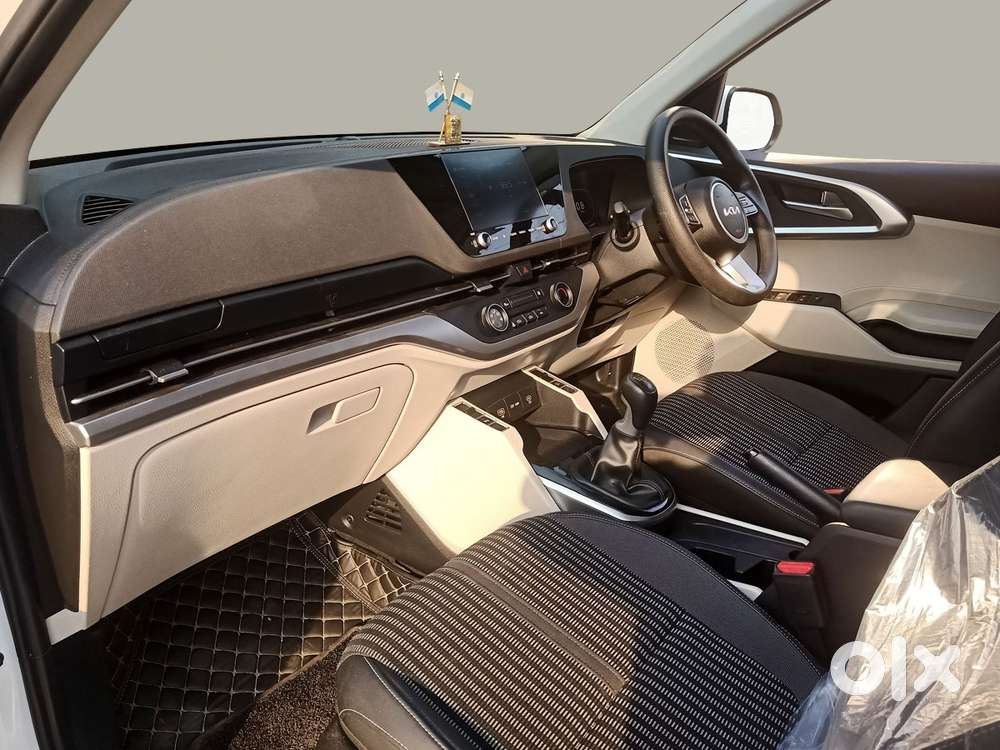 Kia Carens 1.5 Prestige 7 Str, 2024, Petrol