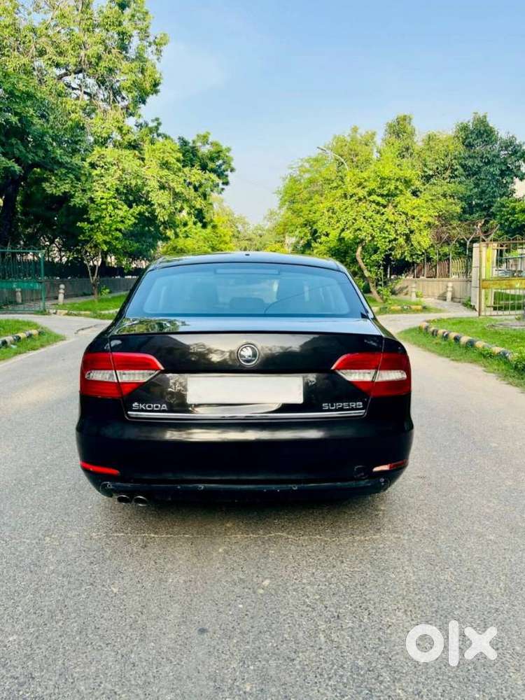 Skoda Superb Elegance 1.8 Tsi At, 2014, Petrol