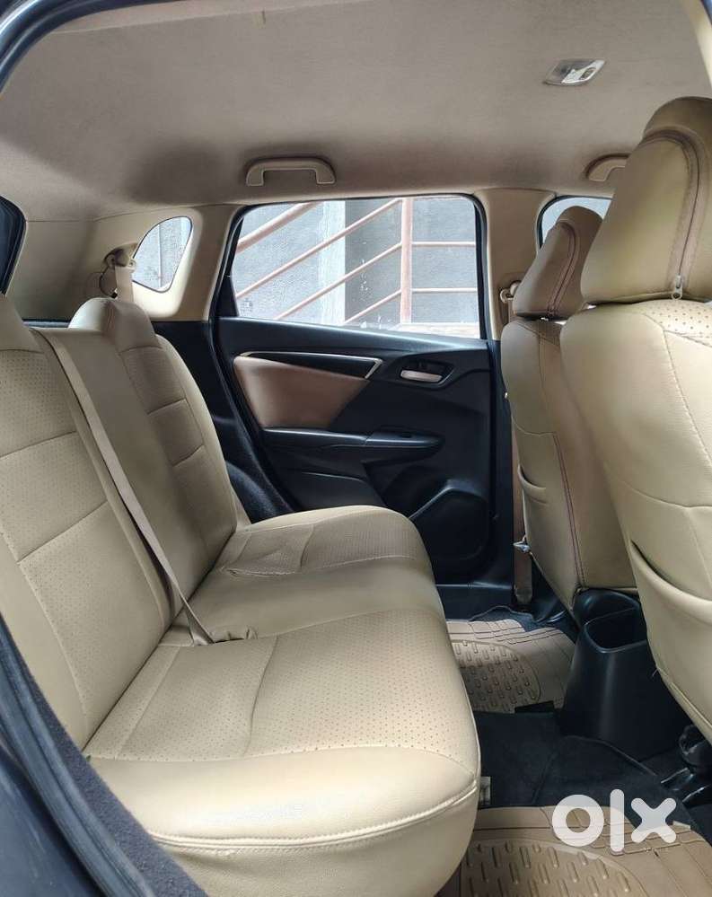 Honda Jazz V Cvt, 2015, Petrol