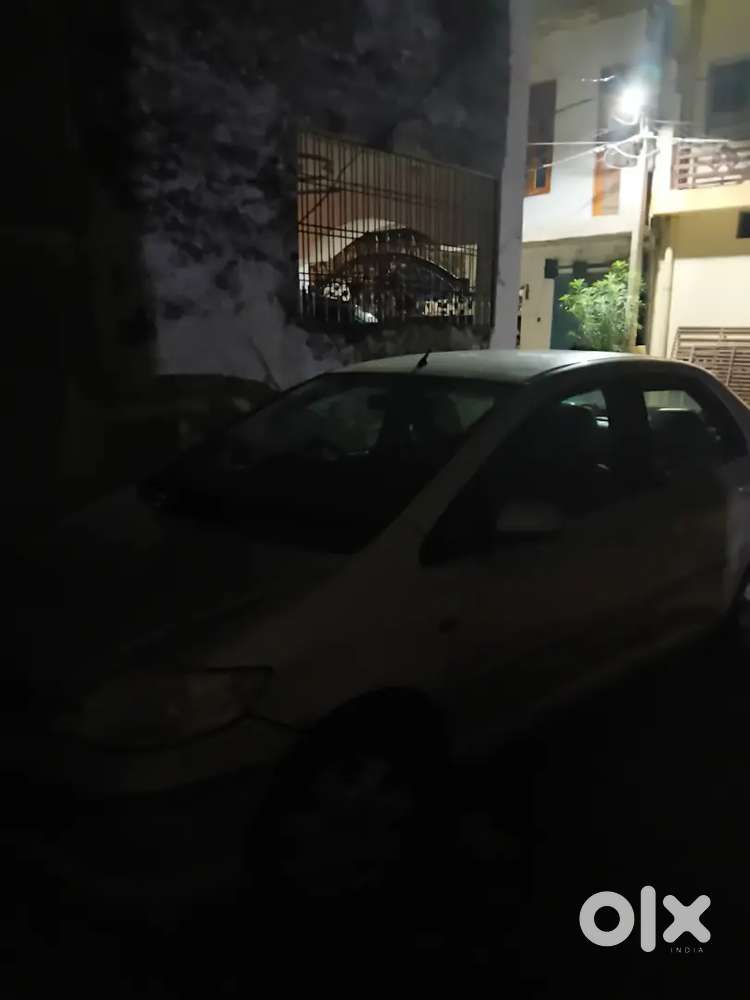 2004 Model No Problem ,