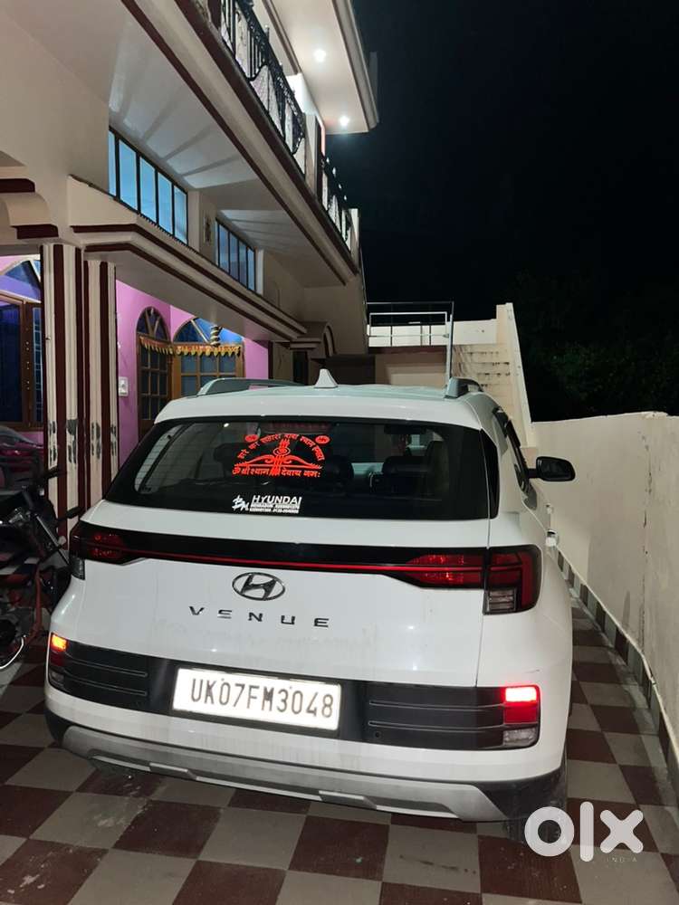 Hyundai Venue Petrol 2023
