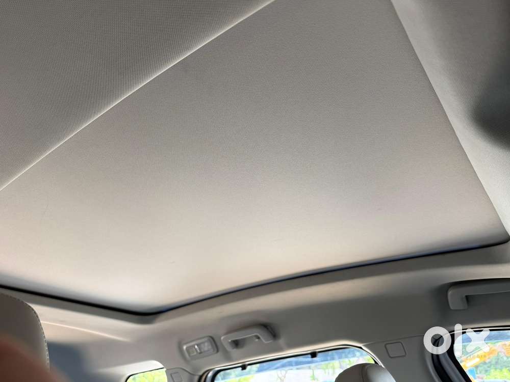 2025 Tata Safari Diesel, Automatic, Plus Dual Tone
