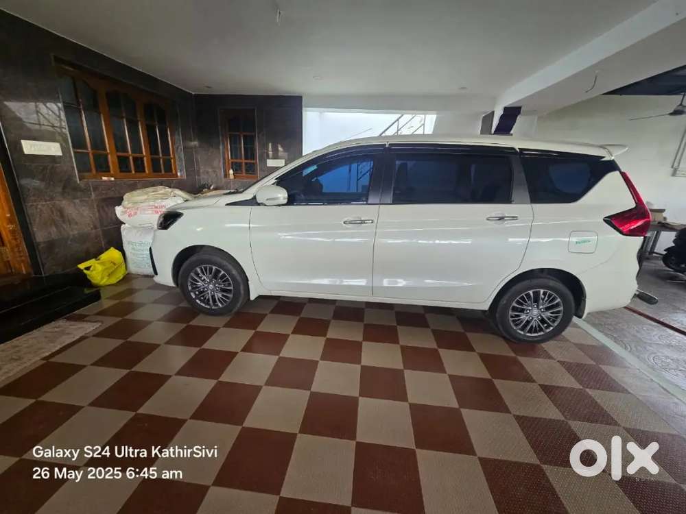 Maruti Suzuki Ertiga 2022 Petrol 43000 Km Driven