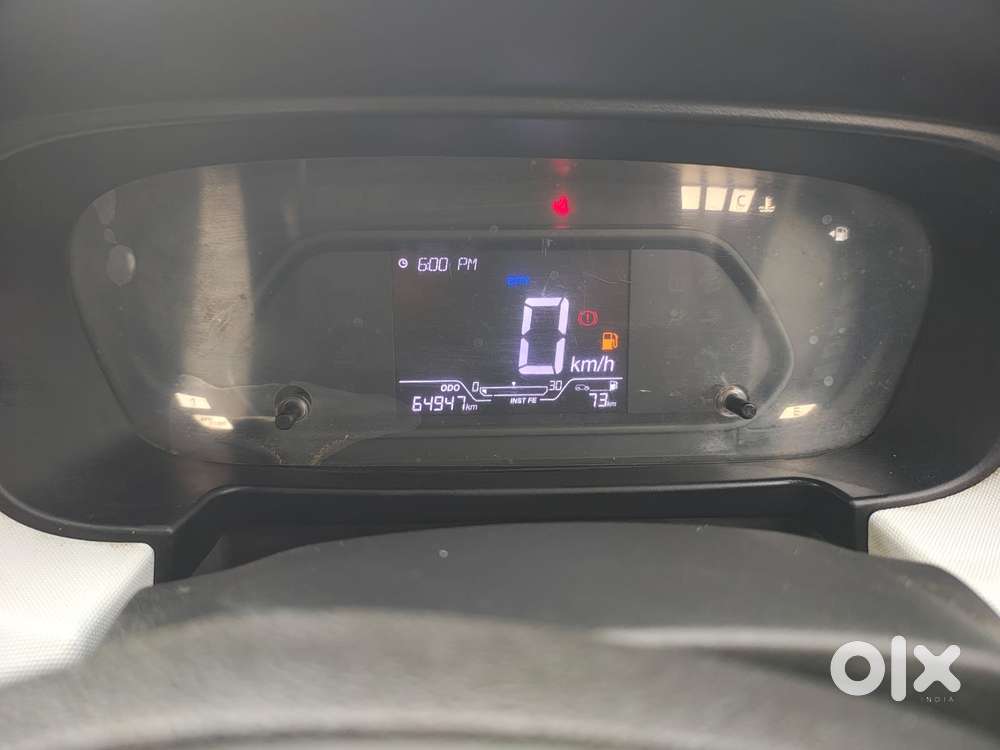 Tata Punch Accomplished Mt Sunroof, 2025, Petrol