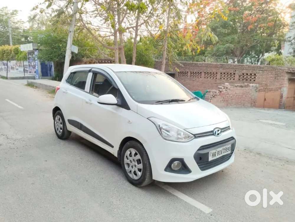 Hyundai Grand I10 2015 Petrol 85000 Km Driven