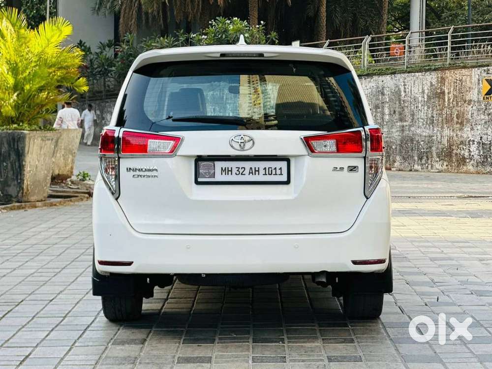 Toyota Innova Crysta 2.8z Automatic, 2018, Diesel