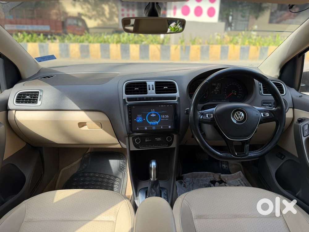 Volkswagen Vento 1.2 Tsi Highline At, 2016, Petrol