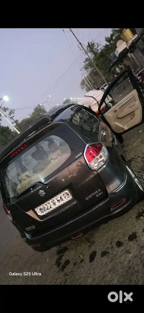 Maruti Suzuki Ertiga 2015 Diesel 160000 Km Driven