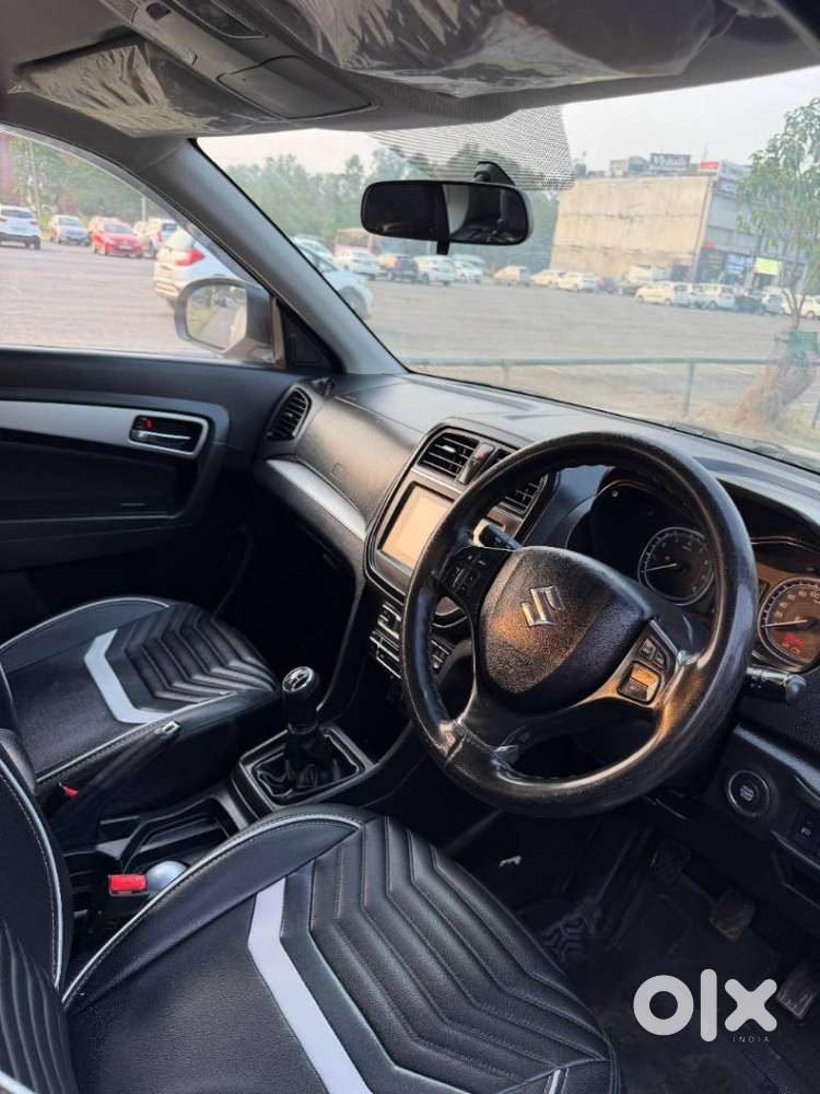 Maruti Suzuki Brezza 1.5 Zxi Smart Hybrid, 2020, Petrol