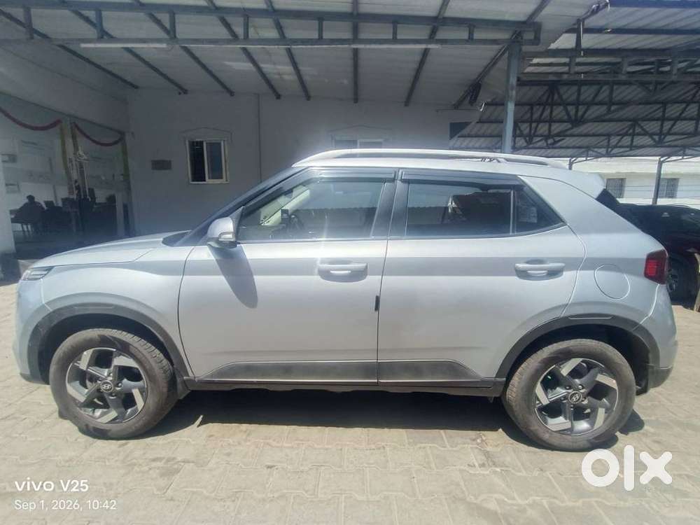 Hyundai Venue S Turbo, 2020, Petrol