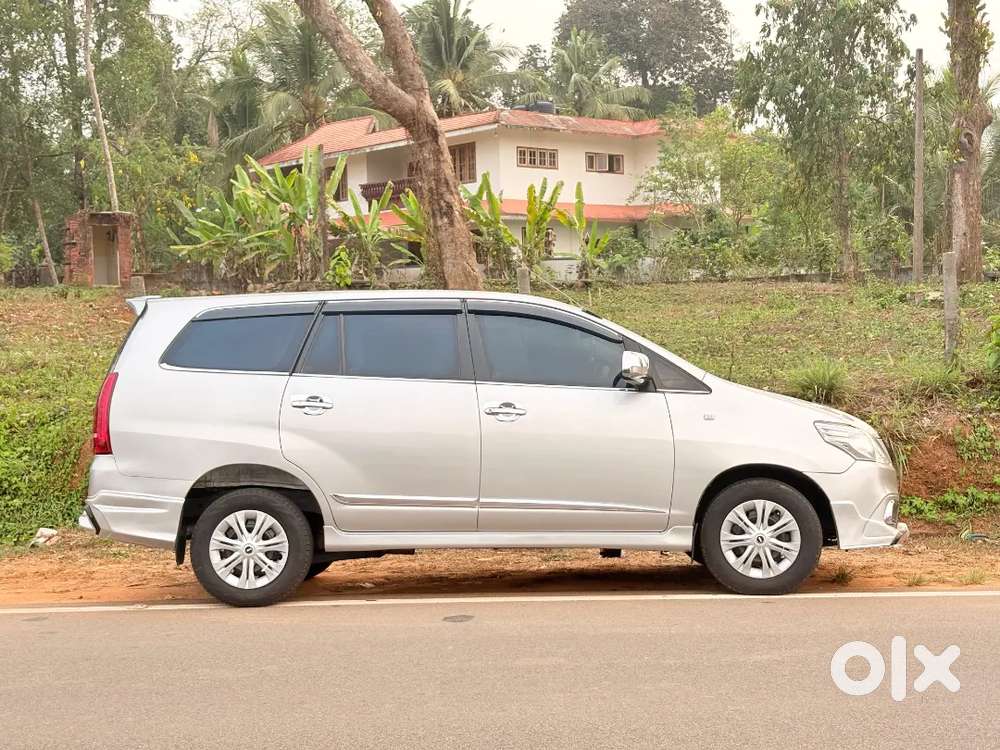 Toyota Innova 2016 Diesel Well Maintained