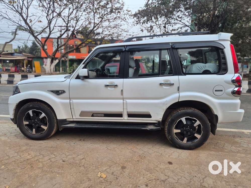 Mahindra Scorpio Classic 2.2 S 11 Mt 7 Str, 2024, Diesel