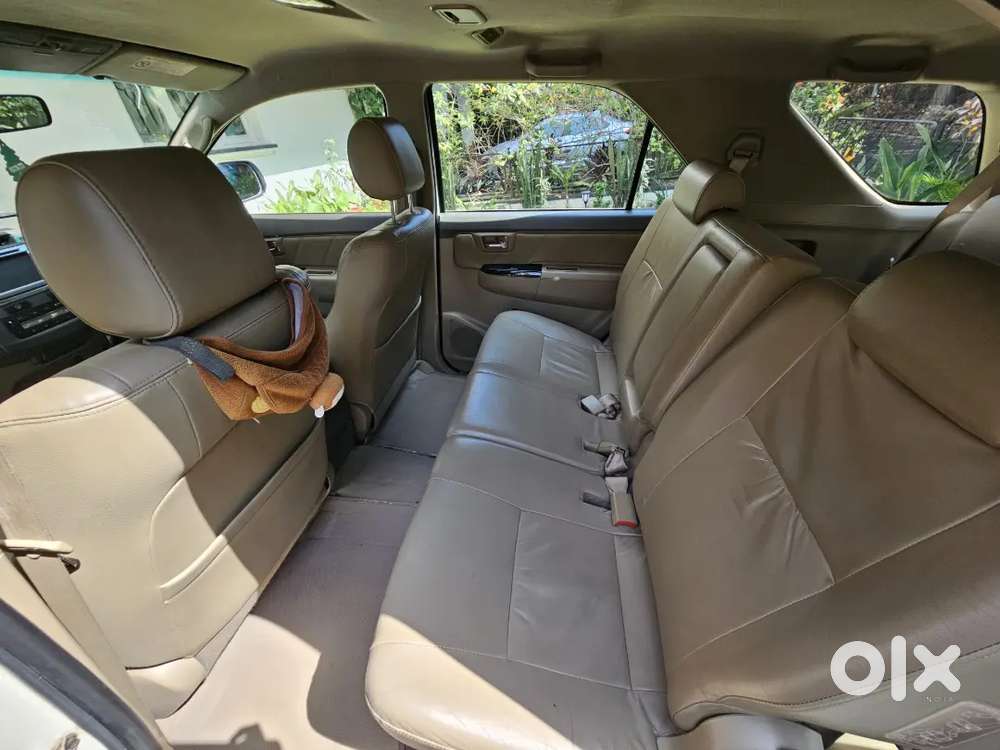 Toyota Fortuner 2013 Company Serviced