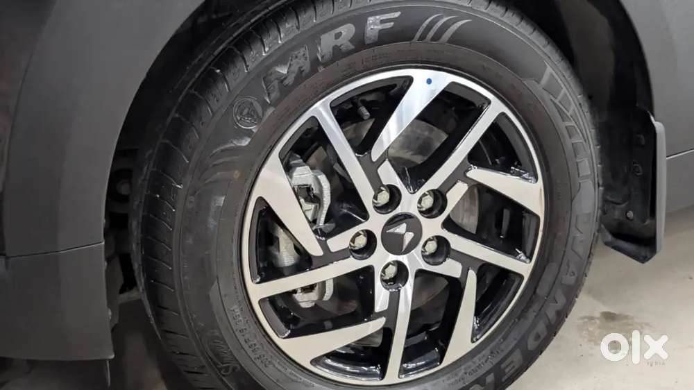 Mahindra Xuv 3xo Nov- 2025 Petrol 3780 Km Driven