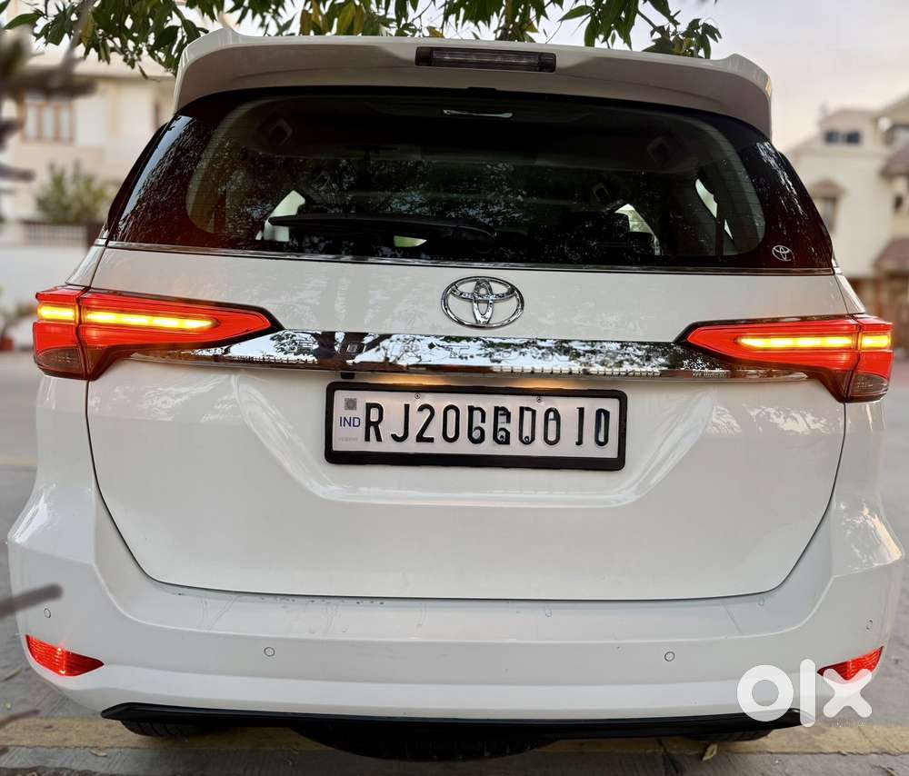 Toyota Fortuner 4x2 At 2.8 Diesel, 2023, Diesel