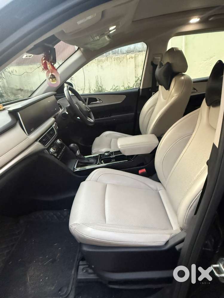 Mahindra Diesel Automatic 2023