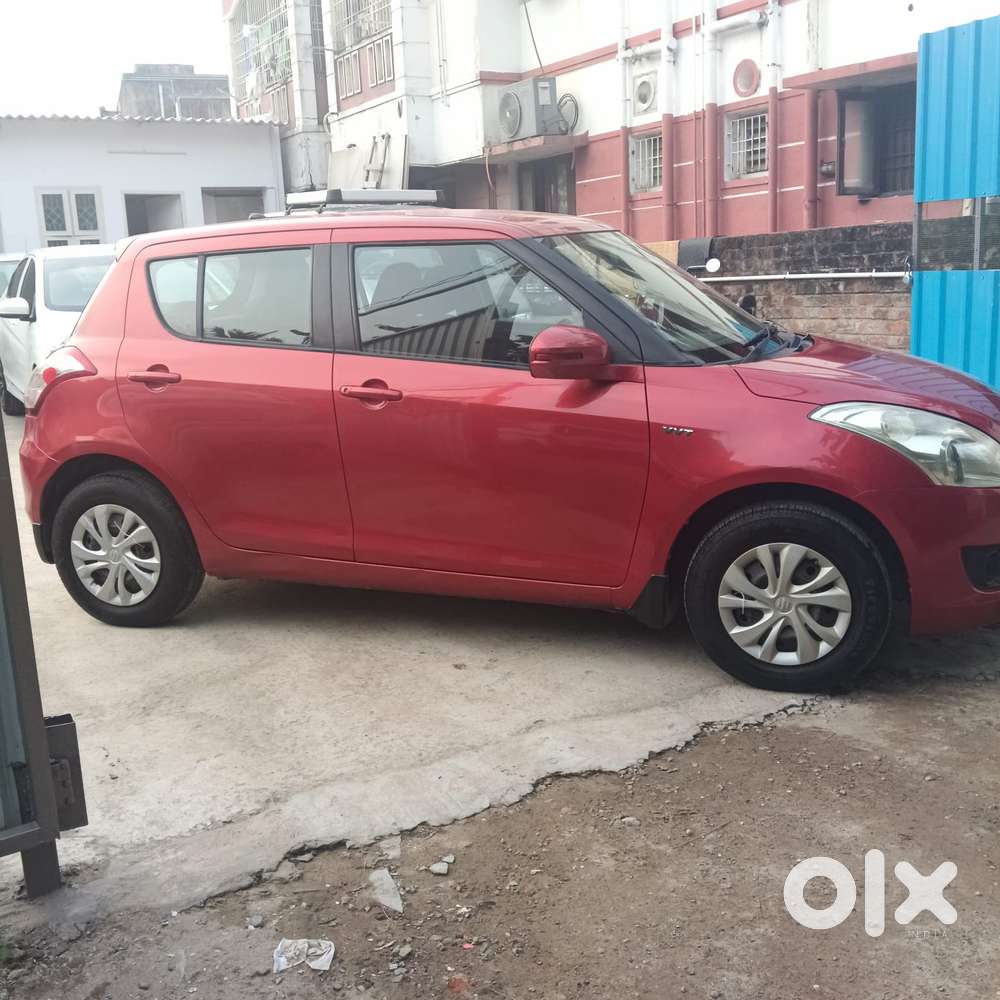 Maruti Suzuki Swift Vxi + Manual, 2012, Petrol