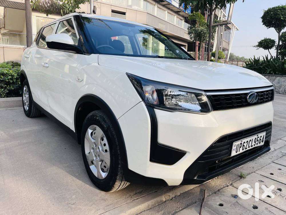 Mahindra Xuv300 W4, 2022, Petrol
