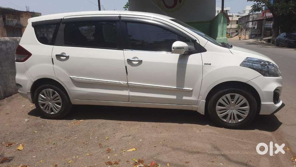 Maruti Suzuki Ertiga 2014 Diesel 96000 Km Driven