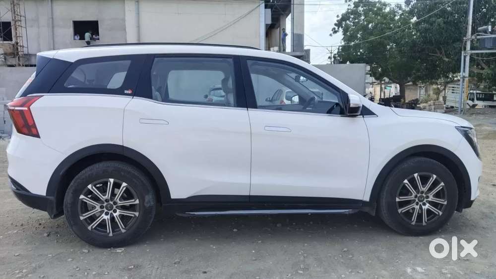 Mahindra Xuv700 2.2 Ax 7 Diesel At Str Awd, 2023, Diesel