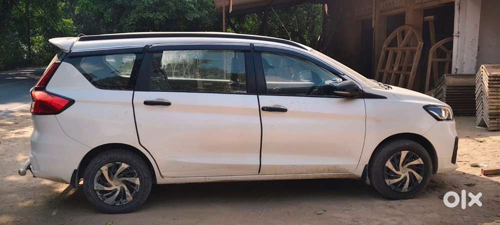 Maruti Ertiga Vxi 2023 Year