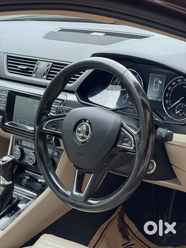 Skoda Superb Style 1.8, 2016, Petrol