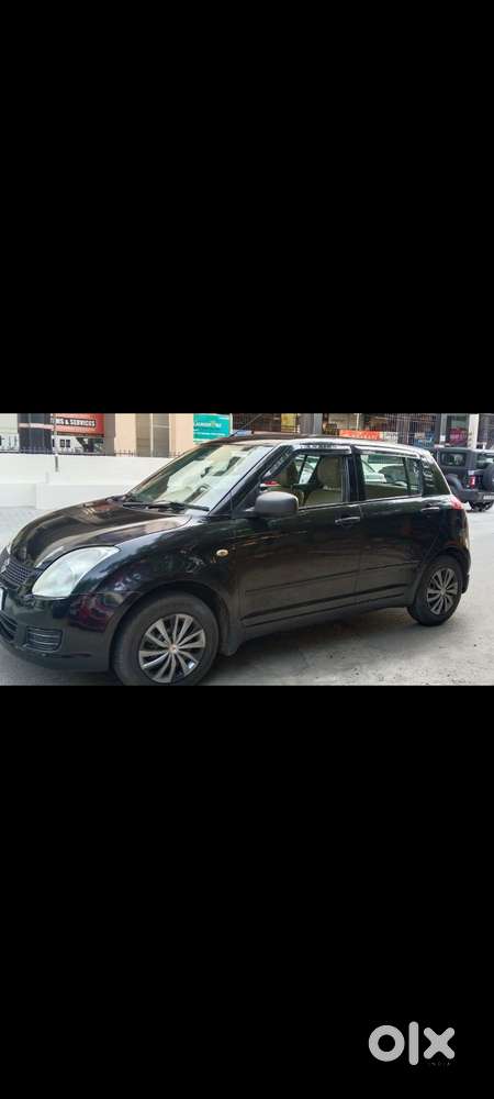Maruti Suzuki Swift Vxi Optional, 2009, Petrol