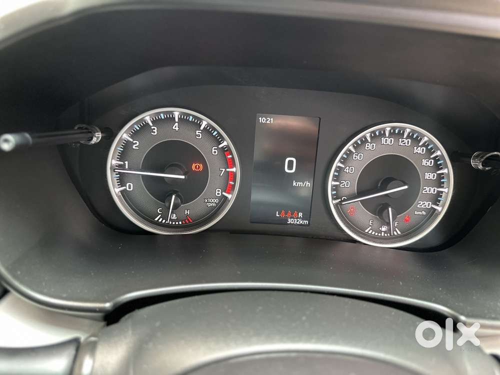 Maruti Suzuki Victoris Vxi Cng, 2025, Petrol