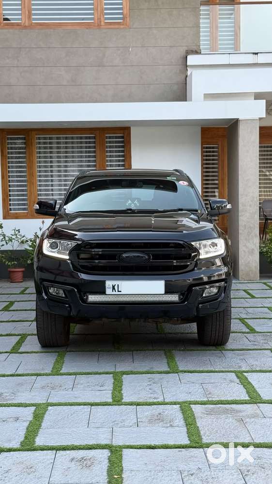 Ford Endeavour 3.2 Titanium At 4x4, 2017, Diesel
