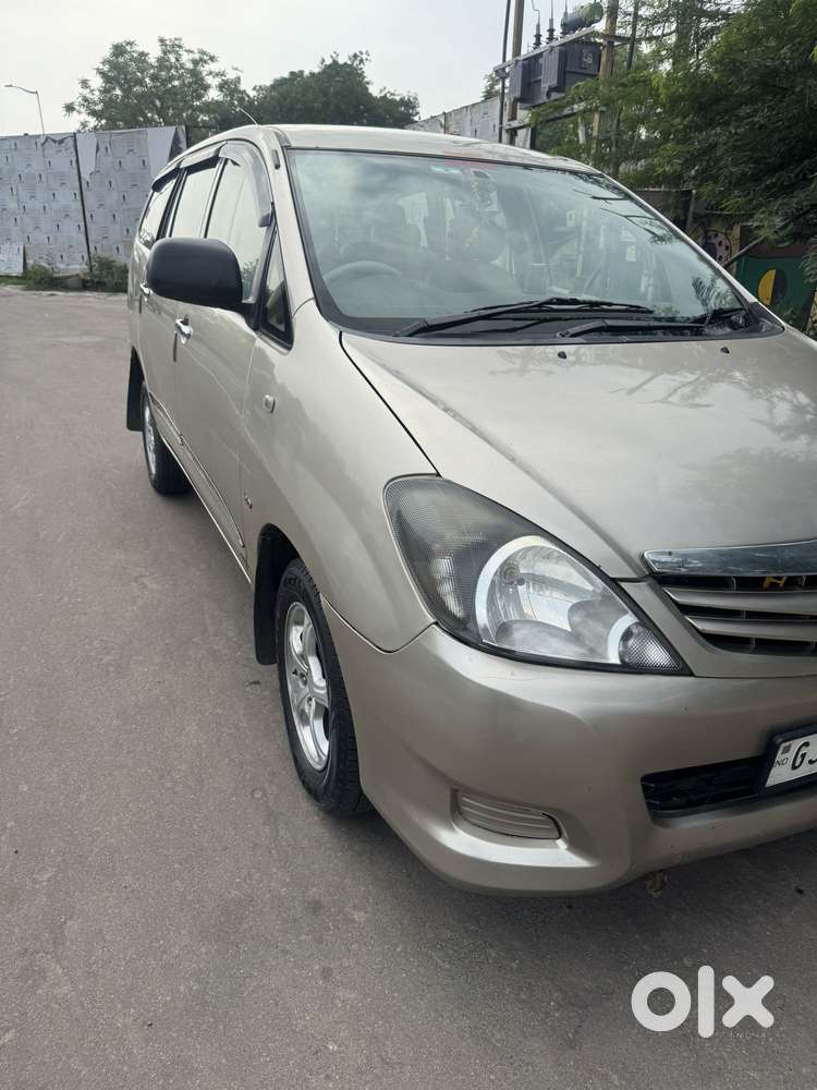 Toyota Innova 2004-2011 2.5 G1 Diesel 8-seater, 2008, Diesel