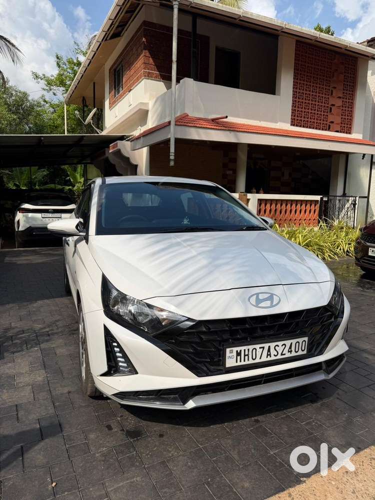 2024 Hyundai Petrol Automatic, Km Driven 34500
