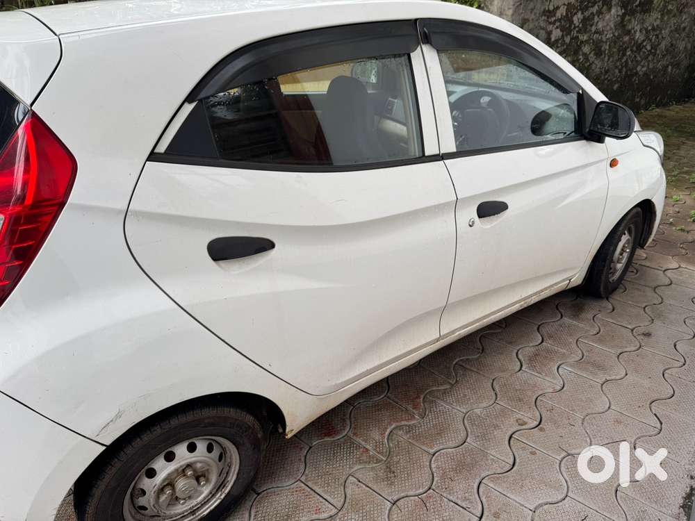 Hyundai Eon 2013 Car
