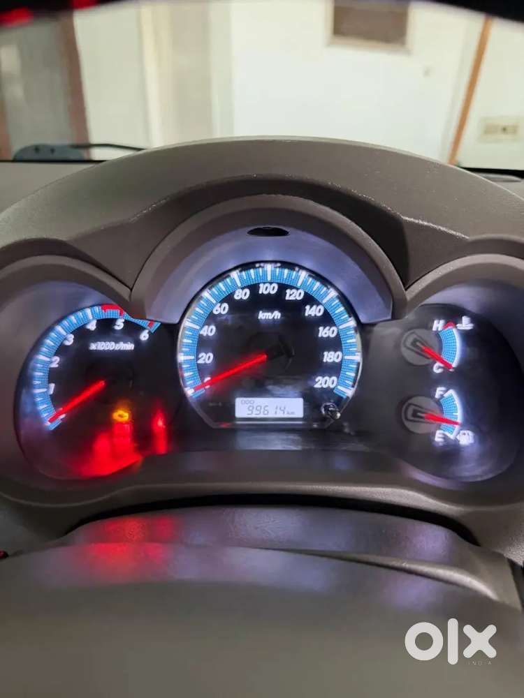 Toyota Fortuner 2012 4x4