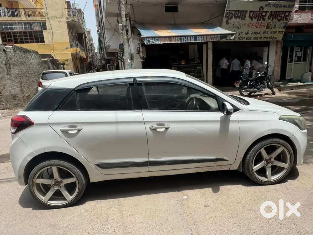 Hyundai I20 Sportz 2015 Km Driven