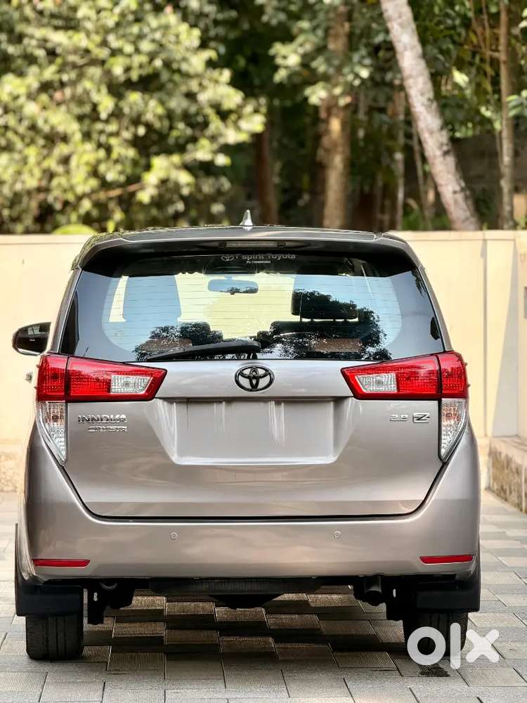 Toyota Innova Crysta 2018