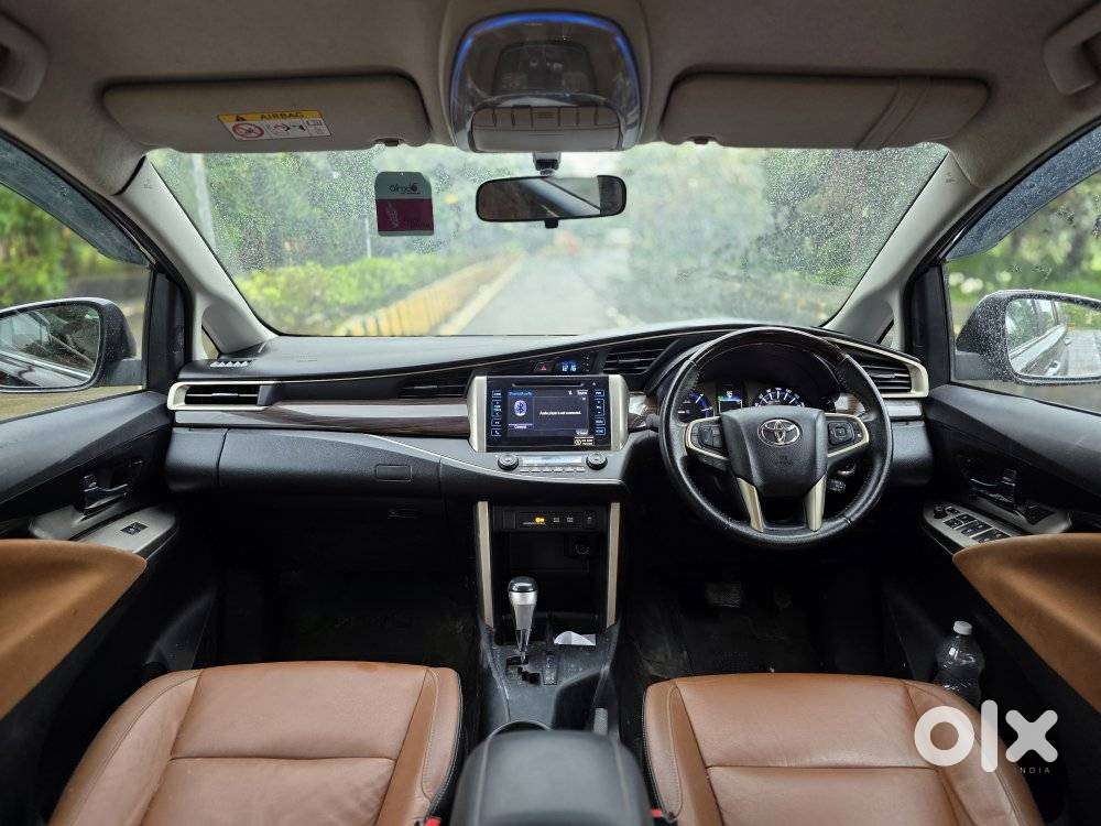 Toyota Innova Crysta 2.8 Zx At 7 Seater, 2018, Diesel