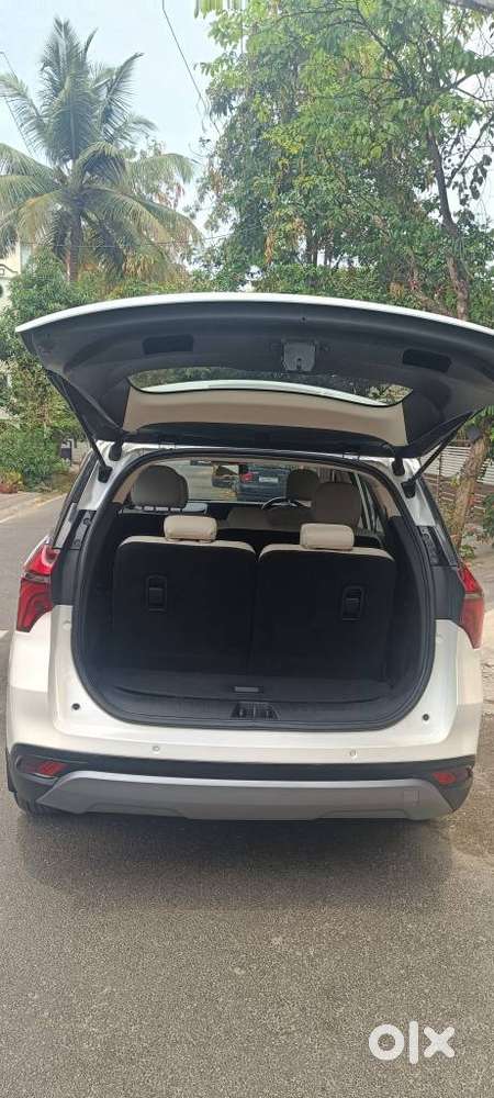 Mahindra Xuv700 2.2 Ax 7 Diesel Mt Luxury Pack Str, 2022, Diesel