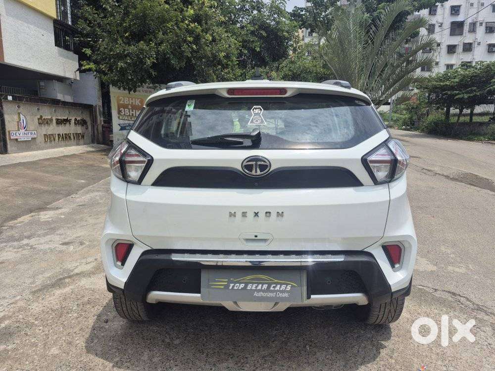 Tata Nexon 1.2 Revotron Xza Plus (l), 2023, Petrol