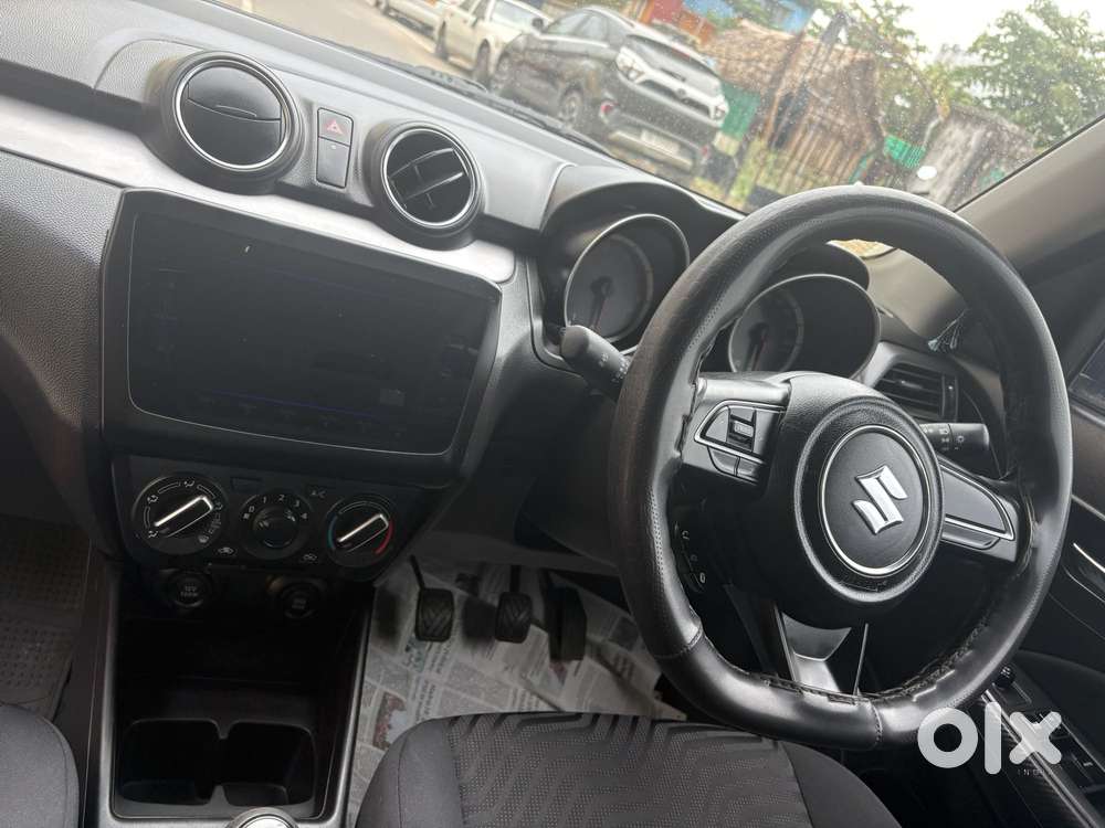 Maruti Suzuki Swift Vxi + Manual, 2022, Petrol