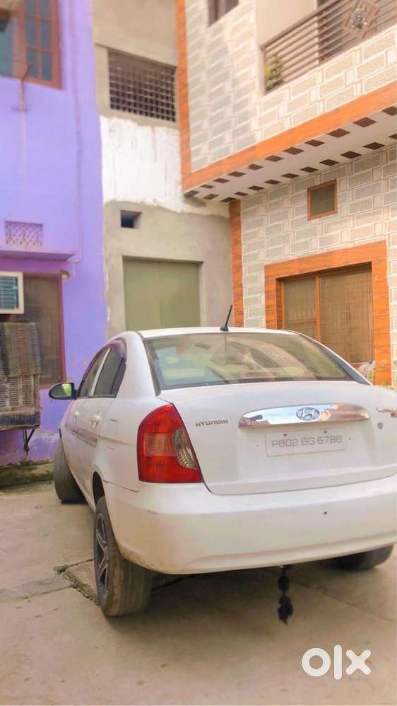 Hyundai Verna 2009 Diesel 100000 Km Driven